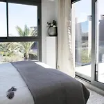 Bright Luxury Design Penthouse Apartment *