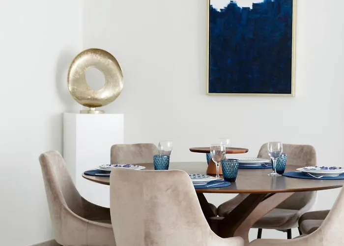 Bright Luxury Design Penthouse アパート *