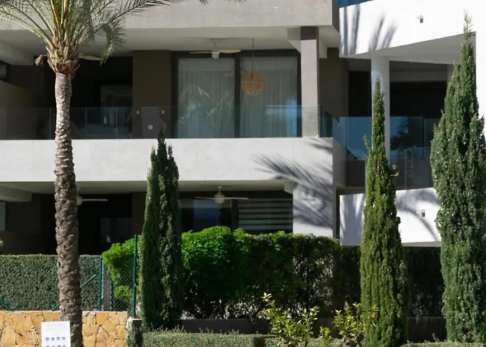 Bright Luxury Design Penthouse * Εστεπόνα