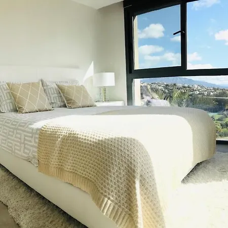 Bright Luxury Design Penthouse *