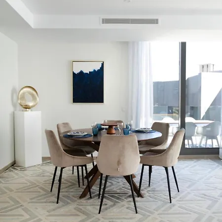 Bright Luxury Design Penthouse Apartment